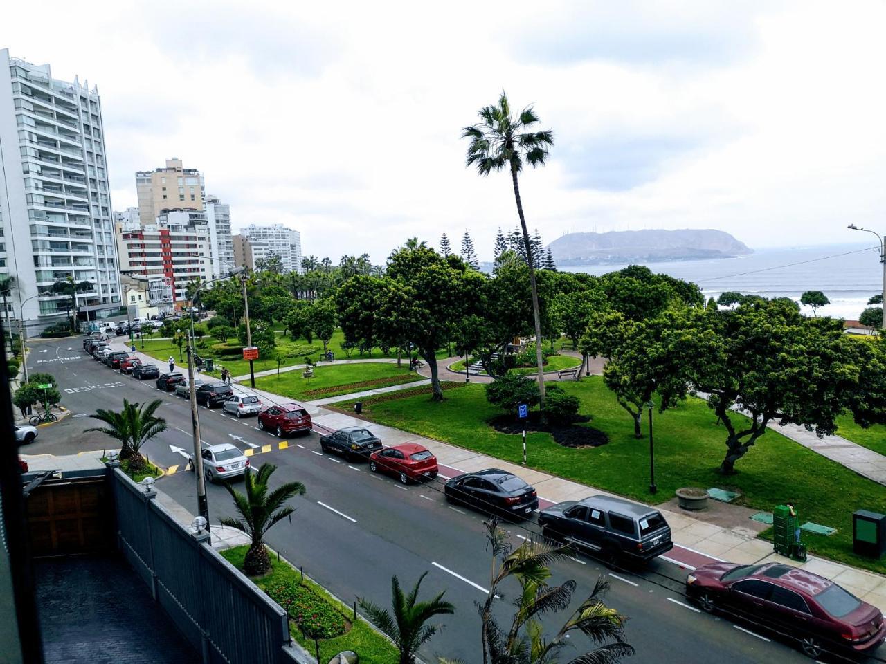 Miraflores Frente Al Mar Lima Exteriér fotografie