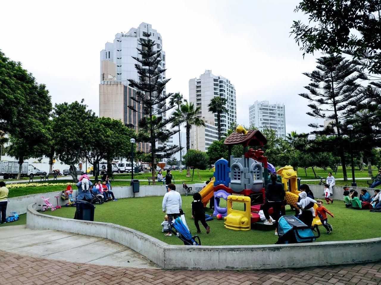 Miraflores Frente Al Mar Lima Exteriér fotografie